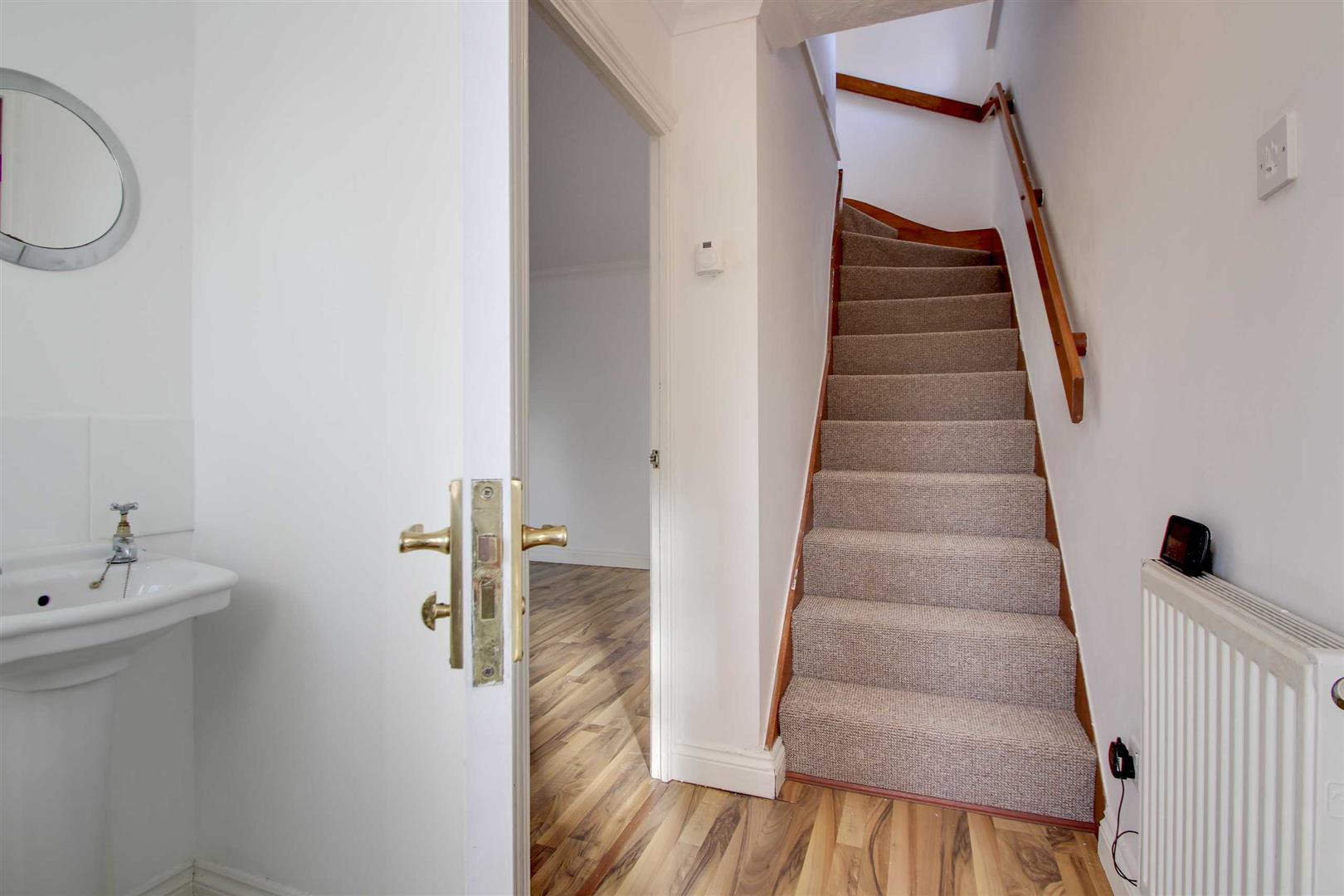 Roeburn Crescent, Emerson Valley, Milton Keynes